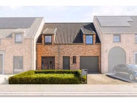 maison spacieuse et économe en énergie à sint-michiels