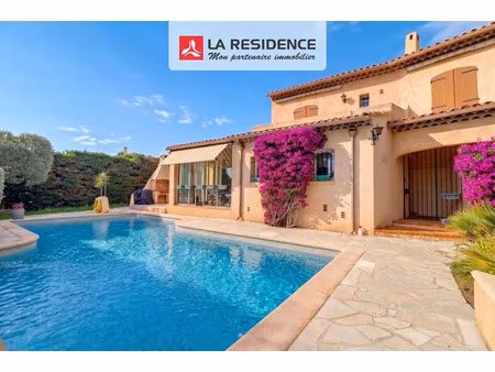 vente maison 4 pièces 120 m² à frejus (83600)  699 000 €