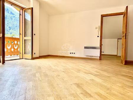 les houches centre – appartement 3 pièces  2 chambres  81 m²