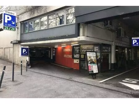 parking à louer