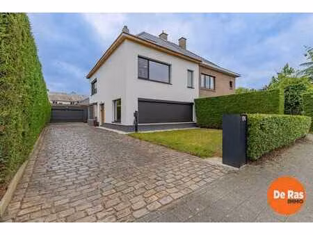 unieke  instapklare woning met garage nabij natuurgebied