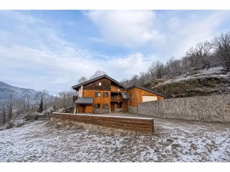 vente chalet 11 pièces 500 m² à ax-les-thermes (09110)  950 000 €