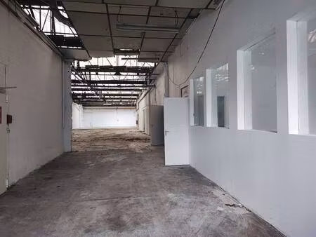 entrepôt à vendre