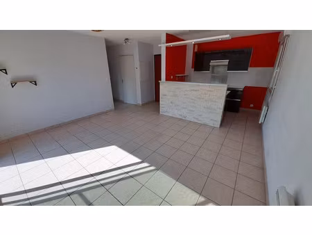 location appartement 2 pièces 41.7 m² à luc-la-primaube (12450)  nan €