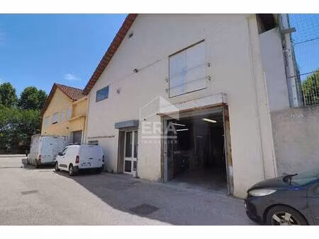 local commercial à louer