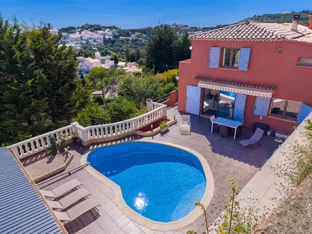 vente maison 5 pièces 205.71 m² à la turbie (06320)  1 350 000 €