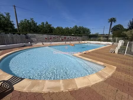 maison avec 3 hébergements touristiques  piscine et terrain de 3200 m² proche sarlat