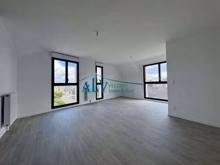 location appartement 3 pièces à pleyben (29190) : à louer 3 pièces / 74m² pleyben