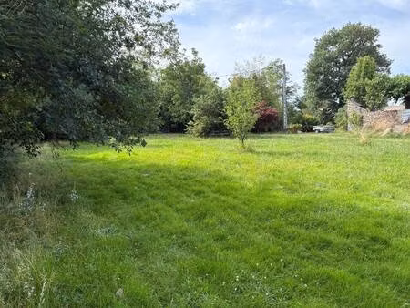 terrain constructible viabilisé à vendre