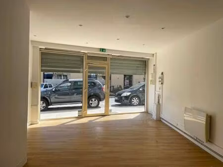 local commercial à louer