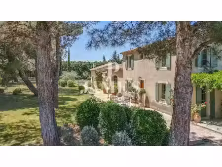 vente maison 5 pièces 208.15 m² à eygalières (13810)  2 150 000 €