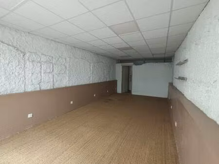 local commercial à louer