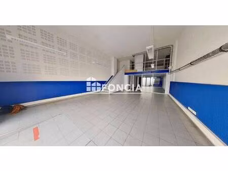 local commercial à vendre