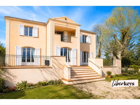 maison de luxe à vendre dans le quartier seminaire colombier