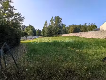 terrain constructible viabilisé à vendre