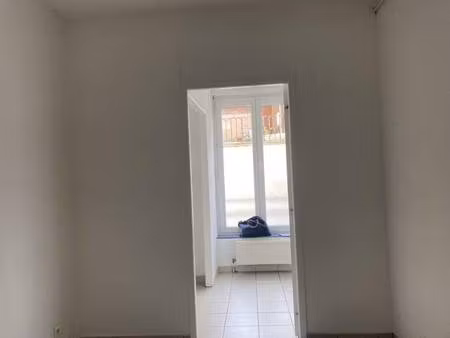 local commercial à louer