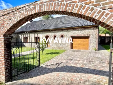 maison individuelle – 4 chambres – garage – dépendances – jardin clos