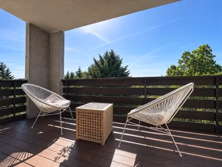 appartement t2 de 59 m² avec vue sur le mont-blanc et le jura !