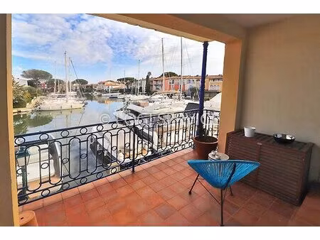 golfe de st tropez appartement avec loggia-balcon vue canaux port grimaud