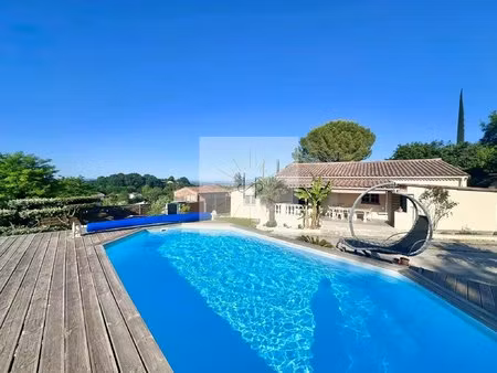 maison de 4 chambres avec piscine et vue imprenable
