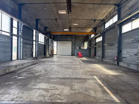bâtiment d'activité avec bureaux - 2245 m² - zone reims/tinqueux