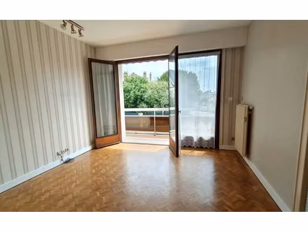 location appartement  m² t-1 à nevers  552 €