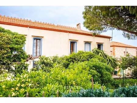 vaste propriété de caractère avec appartements proche des plages
