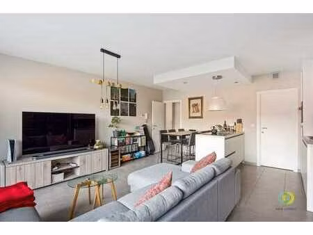 appartement avec terrasse et parking