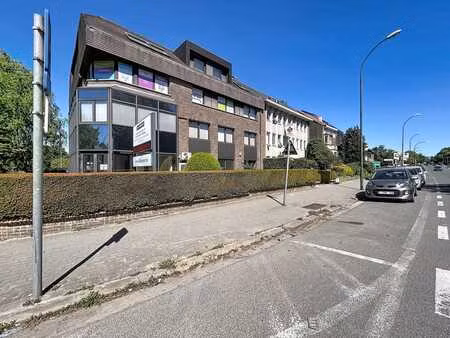 bureau fonctionnel à louer à strombeek