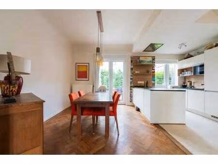 maison 3ch et un bureau avec jardin et terrasse à auderghem