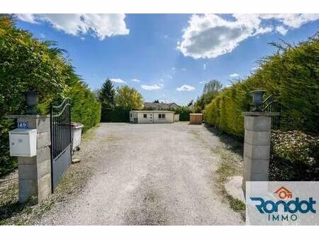 terrain constructible viabilisé à vendre