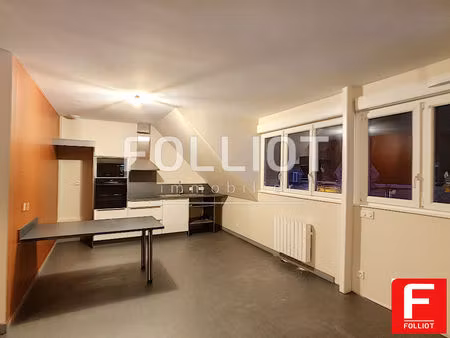 louer - a 10 min de vire  somptueux t3 de 73 m²