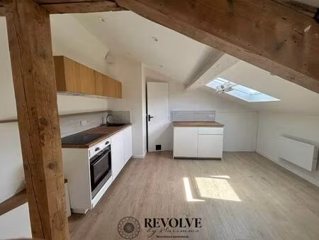 revolve by sarimmo