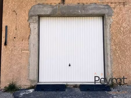 parking à louer