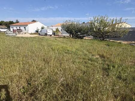vente terrain aux sables-d'olonne (85100) : à vendre / 523m² les sables-d'olonne