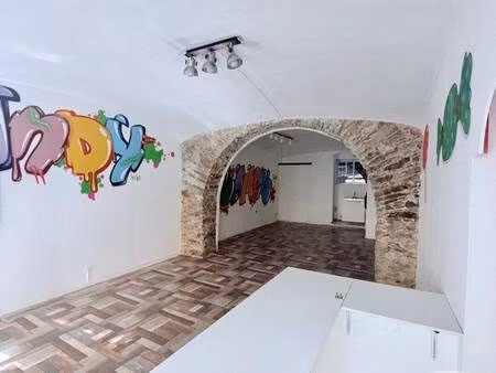 local commercial à vendre