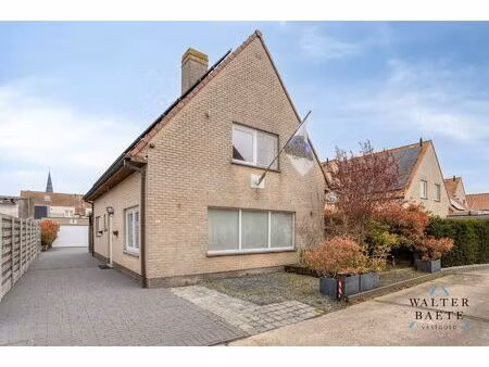 villa à vendre à dorpsstraat 131 knokke (rbw24768)