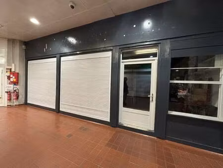 local commercial à louer
