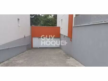 parking à louer