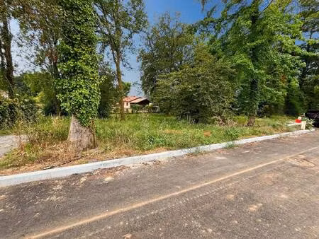 terrain constructible viabilisé à vendre