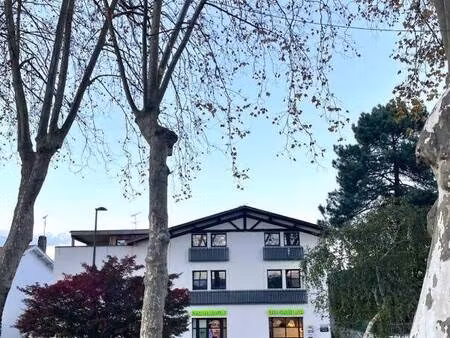 local commercial à louer