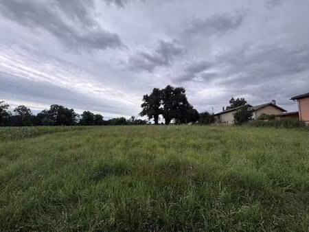 terrain constructible viabilisé à vendre