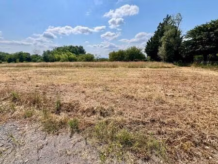 terrain constructible viabilisé à vendre
