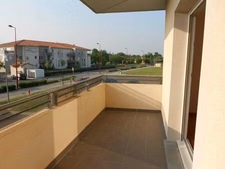 frouzins - t3 avec terrasse