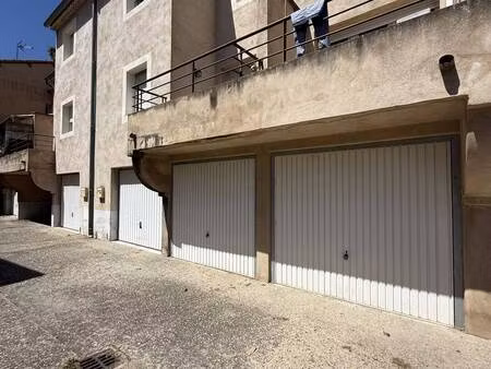 parking à louer
