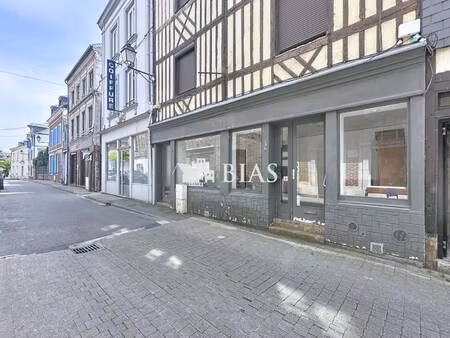 local commercial à louer