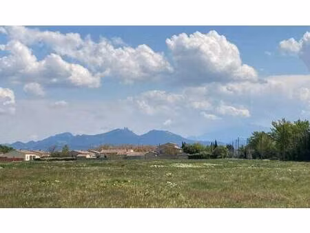 terrain constructible viabilisé à vendre