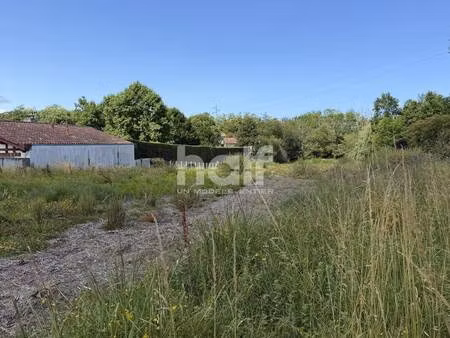 terrain à vendre