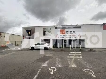 local commercial à louer
