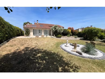 maison saint-martin-lalande 104 m² t-5 à vendre  238 000 €